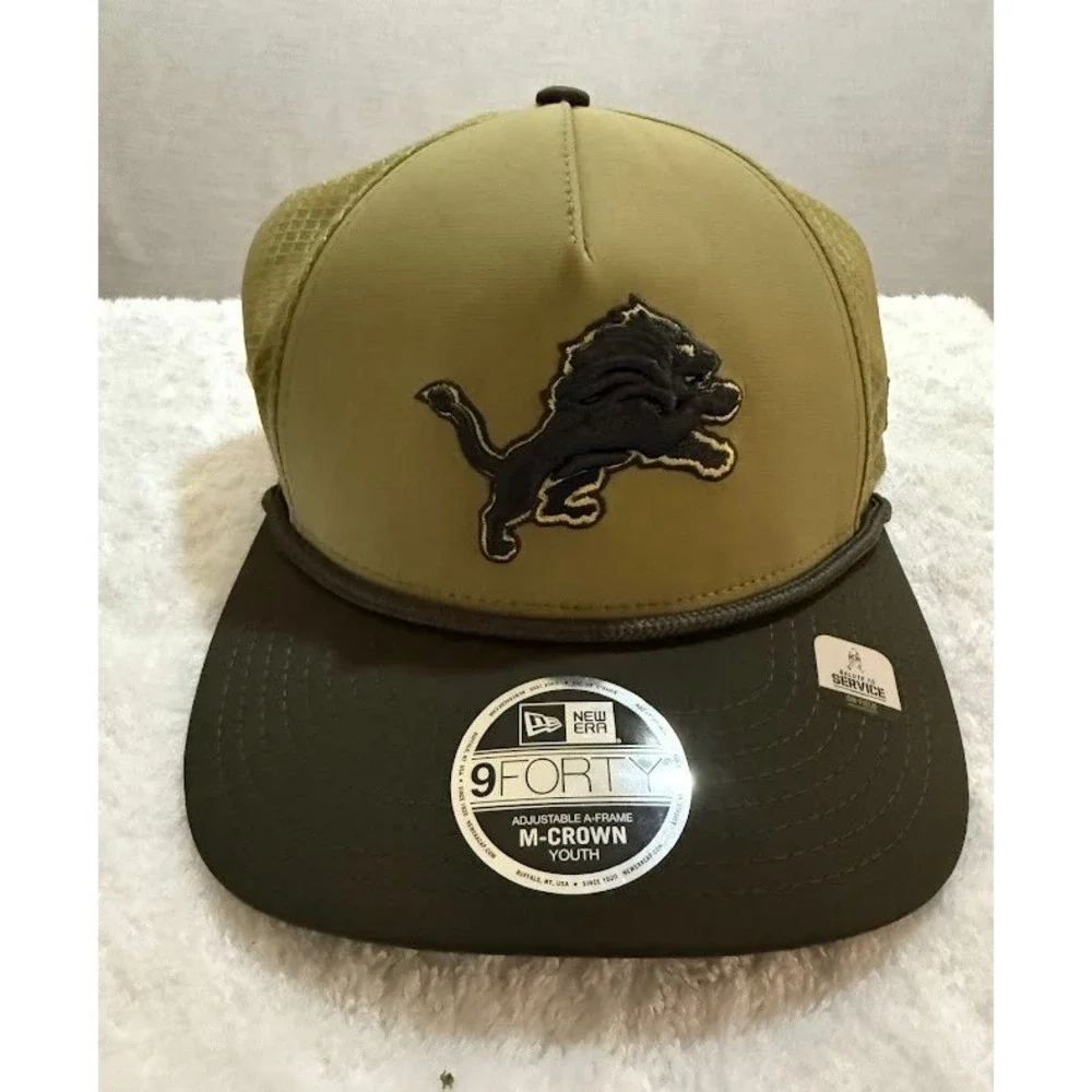Salute To Service 2025 Detroit Lions Youth‎ Adjustable Snapback Trucker Hat